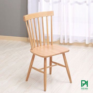 Bộ bàn ăn 4 ghế gỗ kiểu Bắc Âu dành cho chung cư
